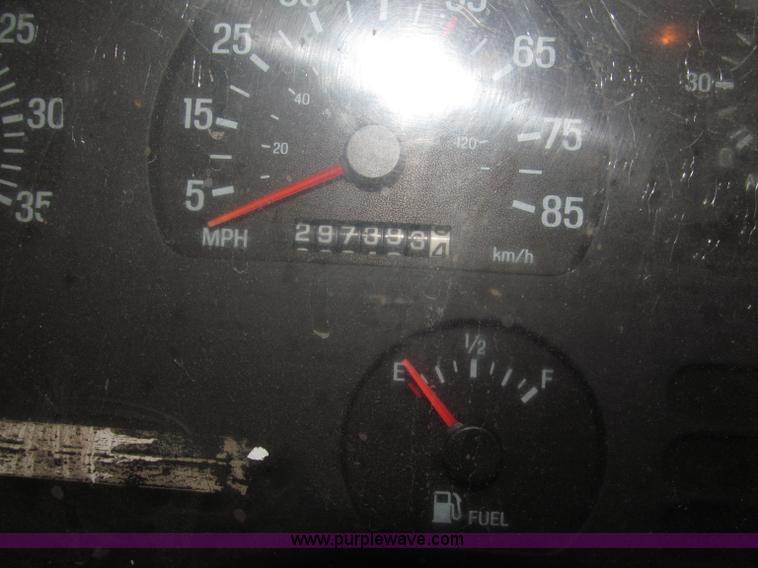 image for item B5411 2001 Sterling LT8500 triple axle dump truck