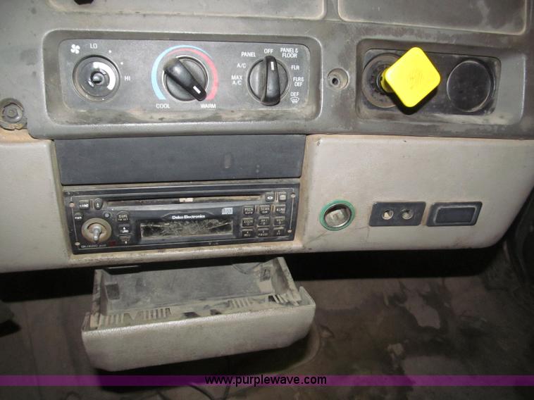 image for item B5411 2001 Sterling LT8500 triple axle dump truck