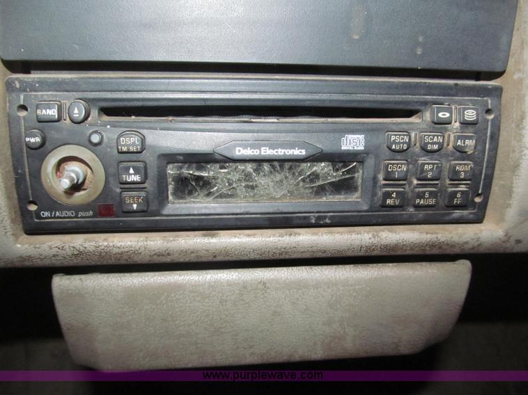 image for item B5411 2001 Sterling LT8500 triple axle dump truck