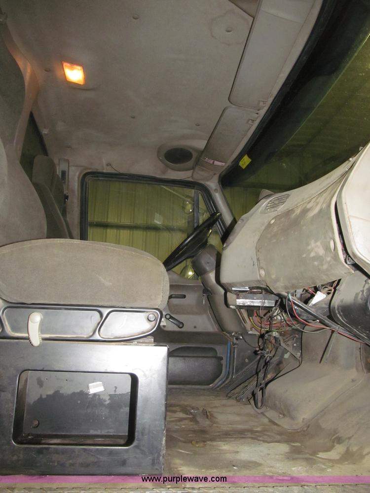 image for item B5411 2001 Sterling LT8500 triple axle dump truck