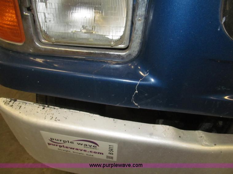 image for item B5411 2001 Sterling LT8500 triple axle dump truck