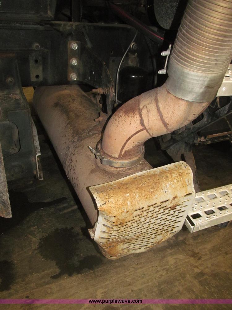 image for item B5411 2001 Sterling LT8500 triple axle dump truck