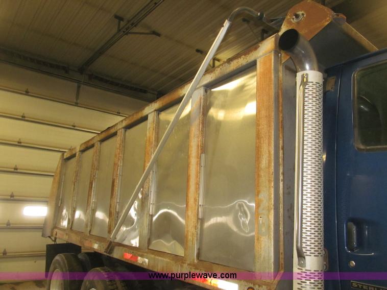 image for item B5411 2001 Sterling LT8500 triple axle dump truck