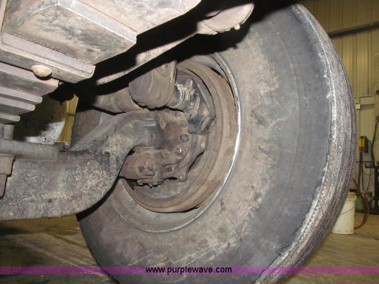 image for item B5411 2001 Sterling LT8500 triple axle dump truck