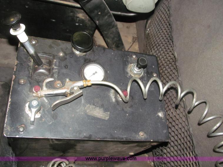 image for item B5412 2001 Sterling LT8500 triple axle dump truck