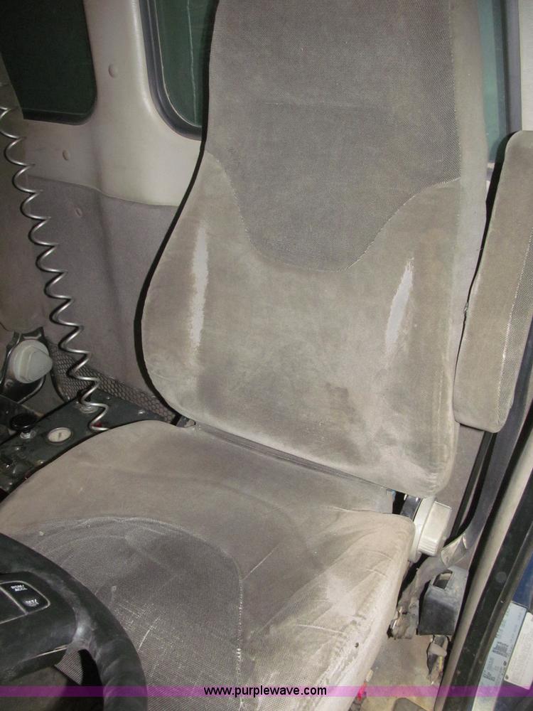 image for item B5412 2001 Sterling LT8500 triple axle dump truck