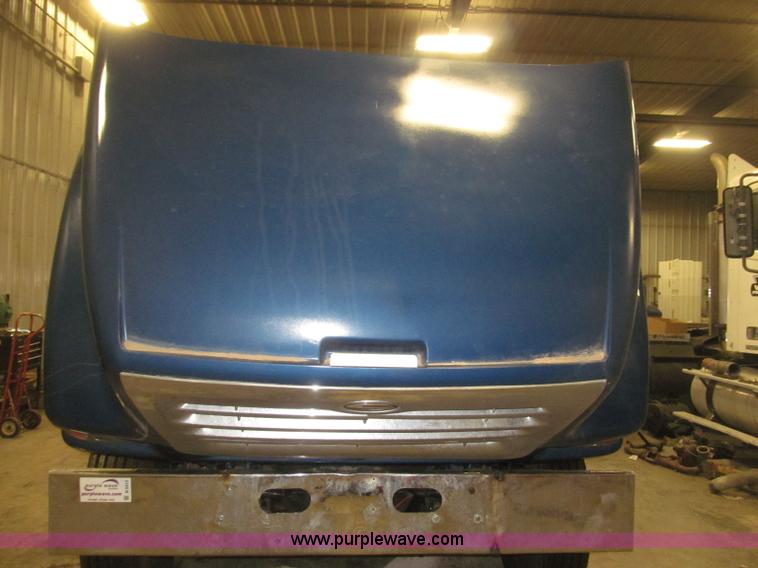 image for item B5412 2001 Sterling LT8500 triple axle dump truck