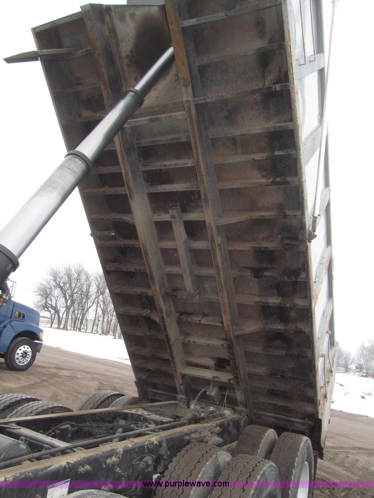 image for item B5412 2001 Sterling LT8500 triple axle dump truck