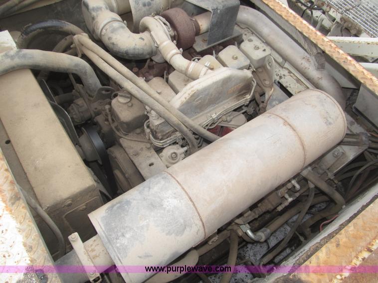 image for item B5413 Cedar Rapids CR551 Grayhound paver