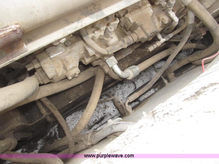 image for item B5413 Cedar Rapids CR551 Grayhound paver