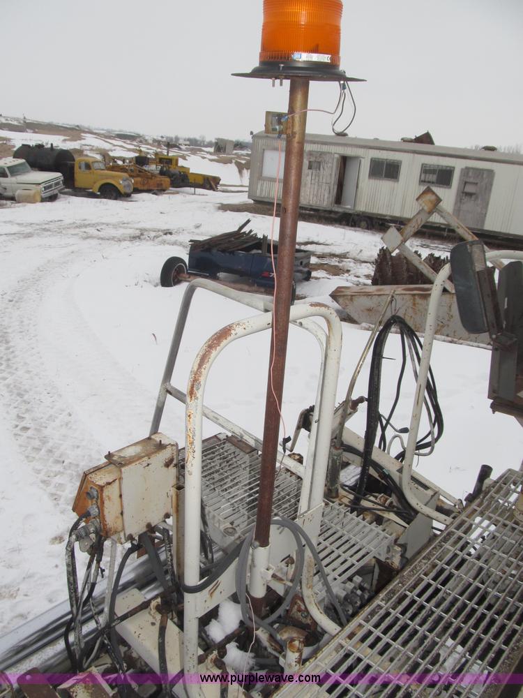 image for item B5413 Cedar Rapids CR551 Grayhound paver