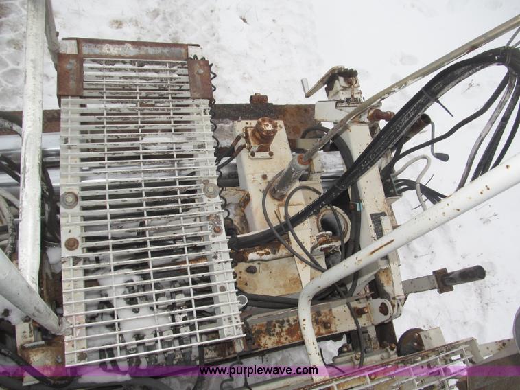 image for item B5413 Cedar Rapids CR551 Grayhound paver