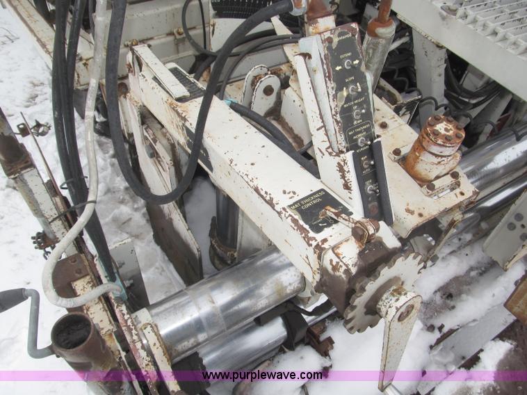 image for item B5413 Cedar Rapids CR551 Grayhound paver