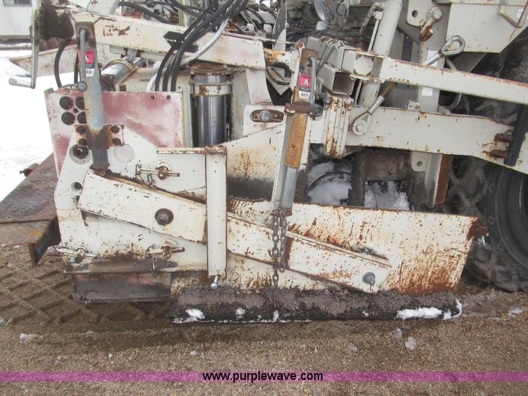 image for item B5413 Cedar Rapids CR551 Grayhound paver