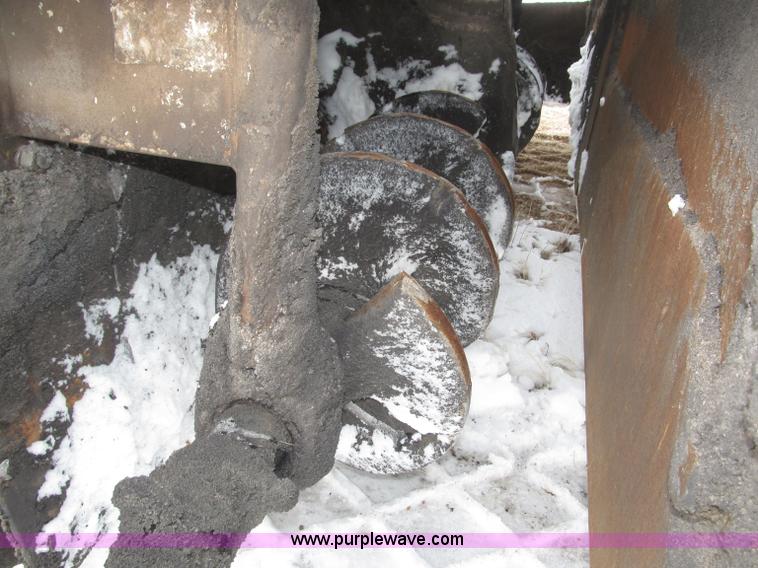 image for item B5413 Cedar Rapids CR551 Grayhound paver