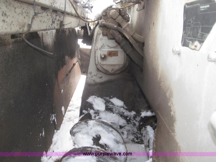 image for item B5413 Cedar Rapids CR551 Grayhound paver