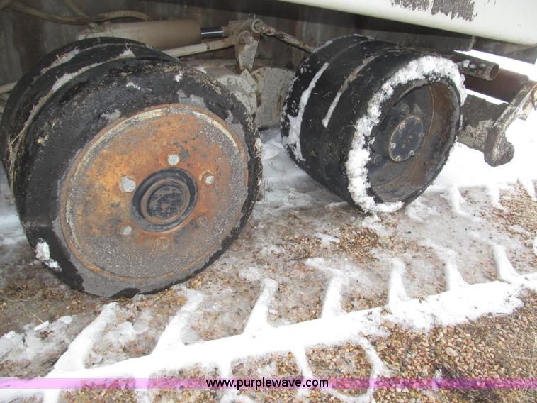 image for item B5413 Cedar Rapids CR551 Grayhound paver