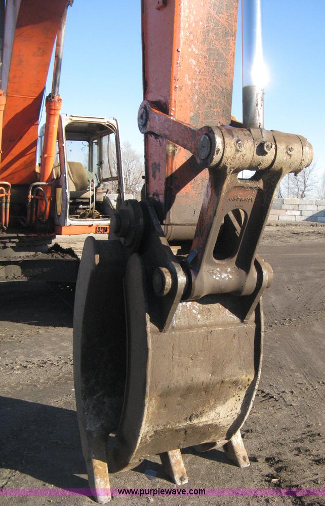 image for item B8435 1994 Hitachi EX300LC-2 excavator