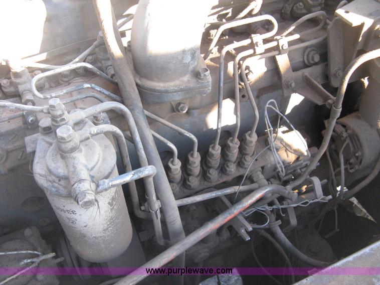 image for item B8435 1994 Hitachi EX300LC-2 excavator