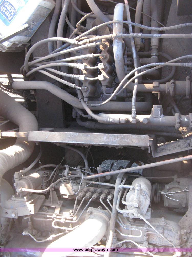 image for item B8435 1994 Hitachi EX300LC-2 excavator