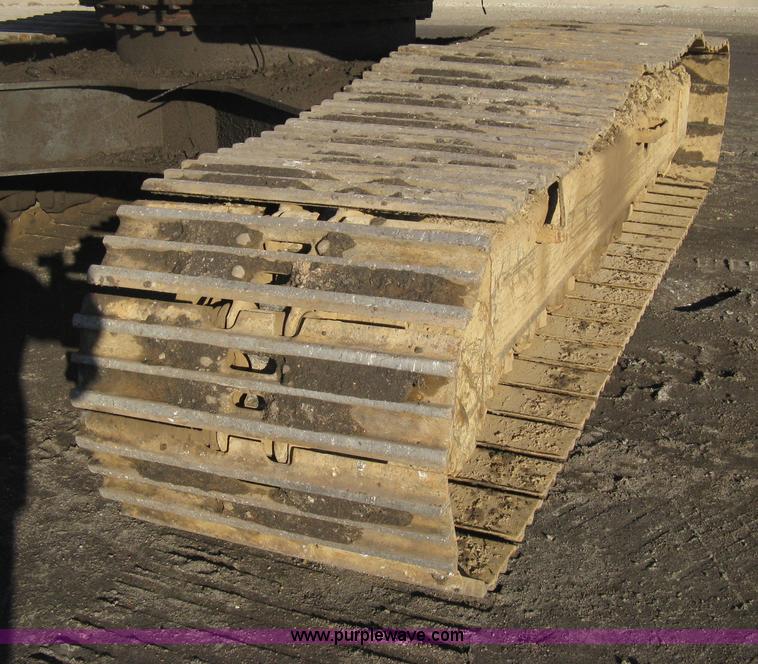 image for item B8435 1994 Hitachi EX300LC-2 excavator