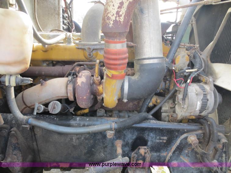 image for item D5765 1993 Peterbilt 357 roll off truck