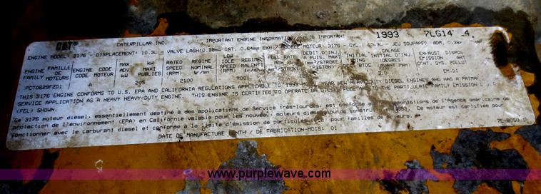 image for item D5765 1993 Peterbilt 357 roll off truck