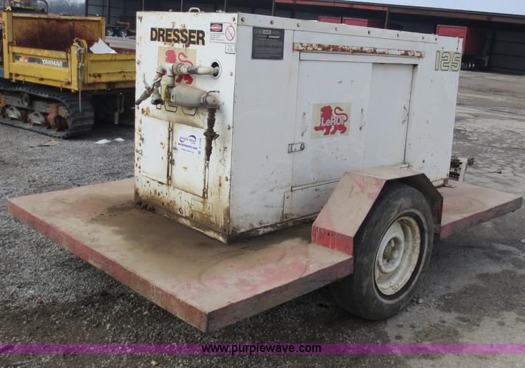 image for item D5766 1990 Leroi Dresser air compressor