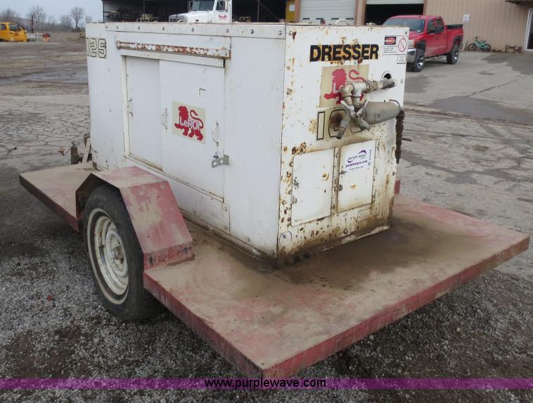 image for item D5766 1990 Leroi Dresser air compressor