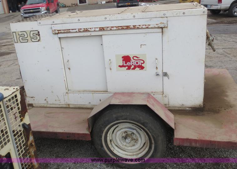 image for item D5766 1990 Leroi Dresser air compressor