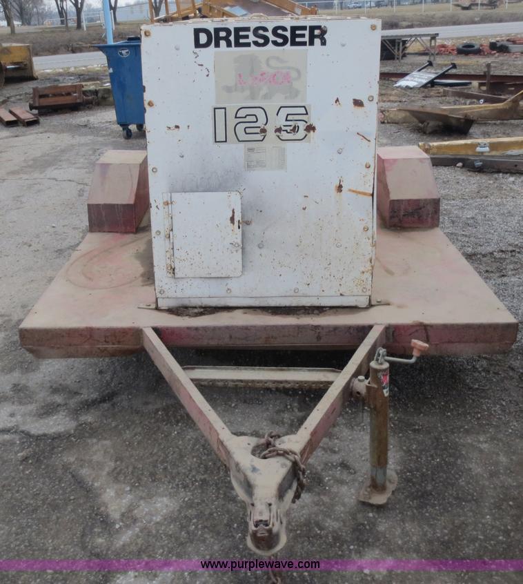 image for item D5766 1990 Leroi Dresser air compressor