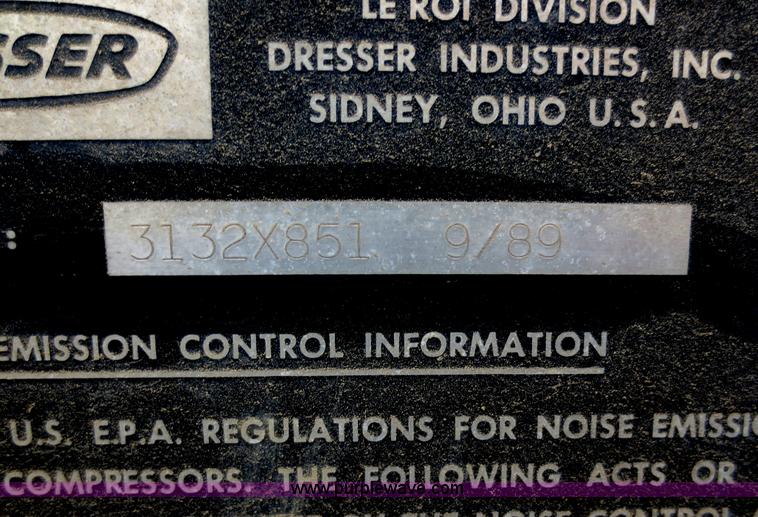 image for item D5766 1990 Leroi Dresser air compressor