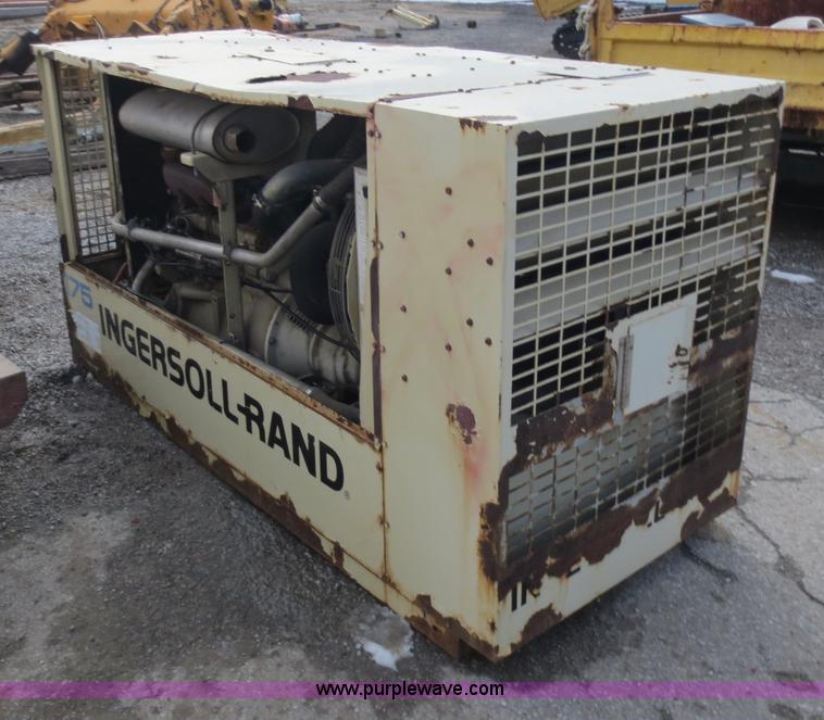 image for item D5767 1996 Ingersoll Rand air compressor