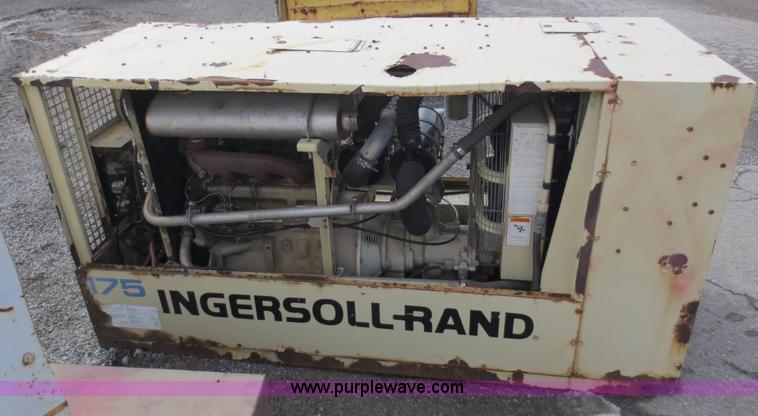 image for item D5767 1996 Ingersoll Rand air compressor