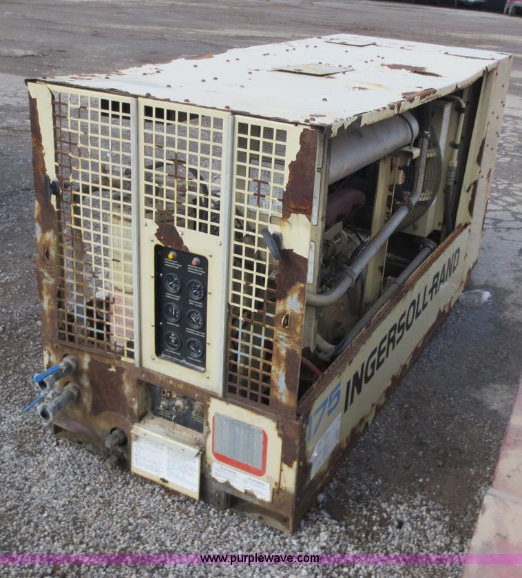 image for item D5767 1996 Ingersoll Rand air compressor