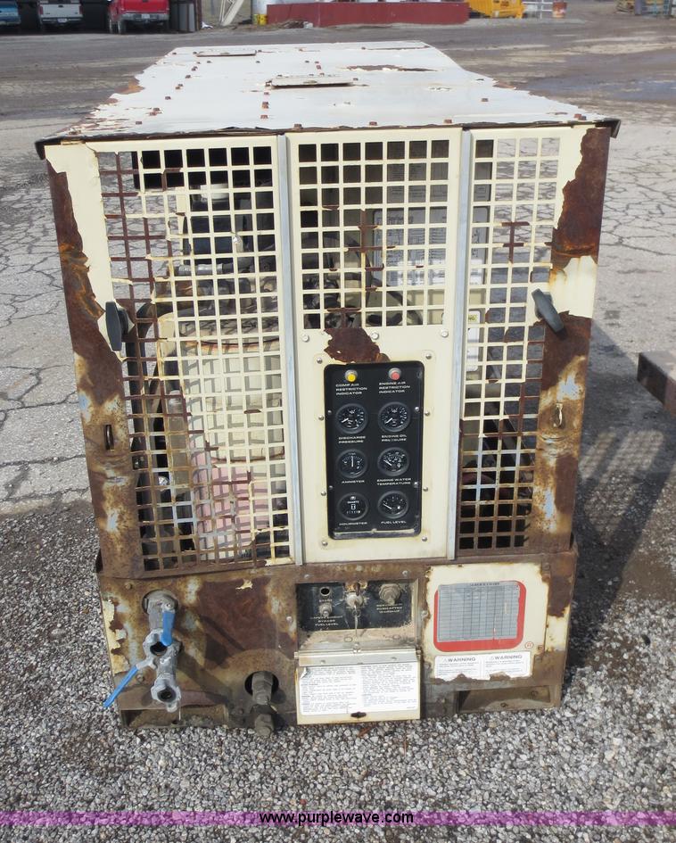 image for item D5767 1996 Ingersoll Rand air compressor