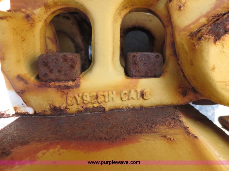 image for item D5775 (2) Caterpillar dozer tracks