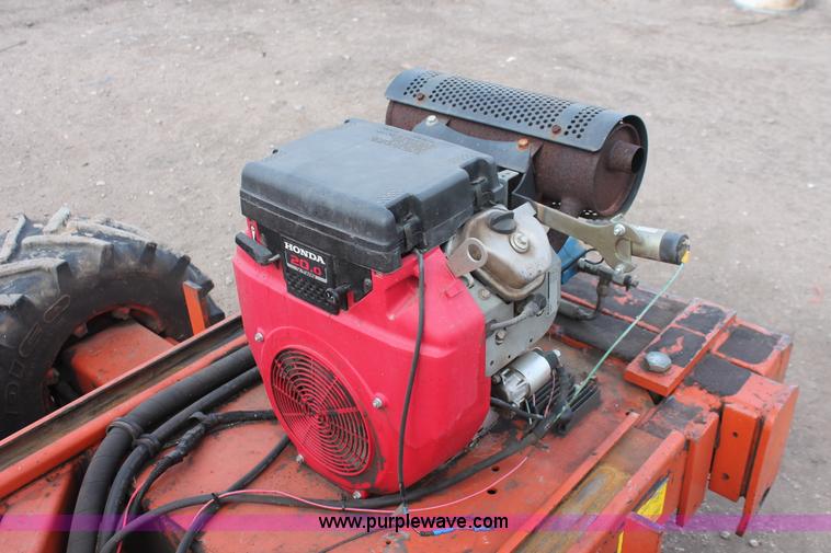 image for item E2840 Snorkel 3284 scissor lift