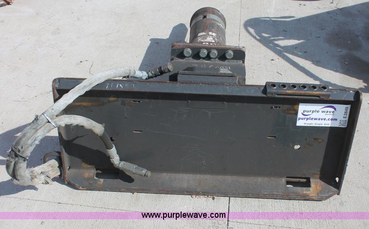 image for item E2849 Bobcat HB980 breaker