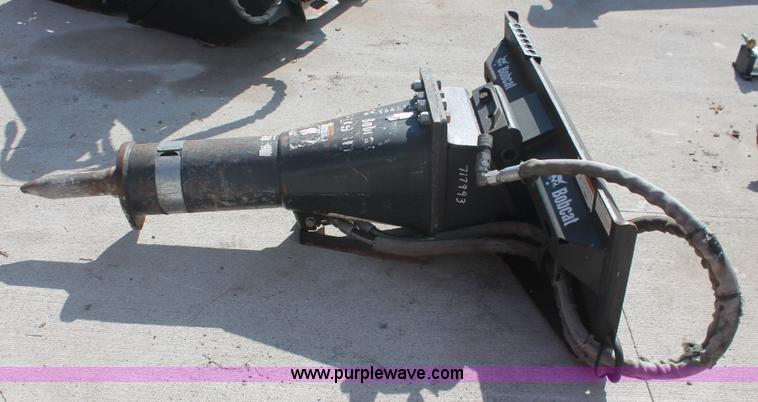 image for item E2849 Bobcat HB980 breaker