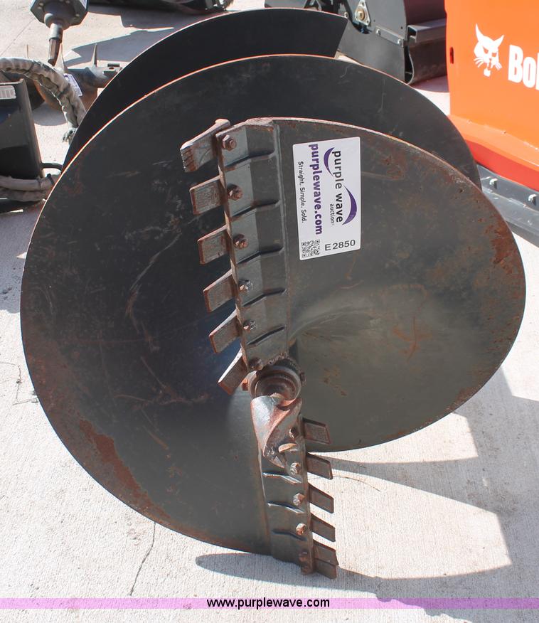 image for item E2850 Bobcat 15C 36" auger