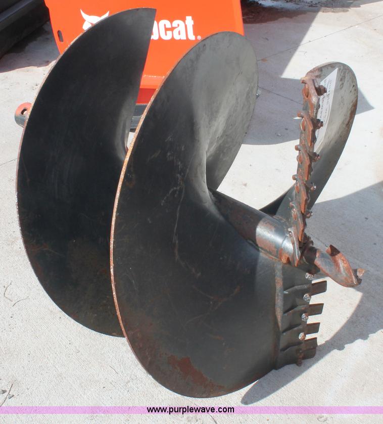 image for item E2850 Bobcat 15C 36" auger