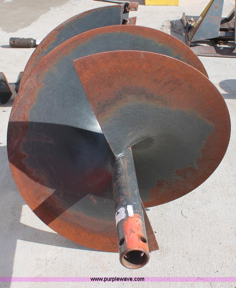 image for item E2850 Bobcat 15C 36" auger