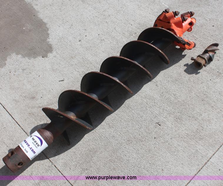 image for item E2853 Bobcat 15C 9" auger