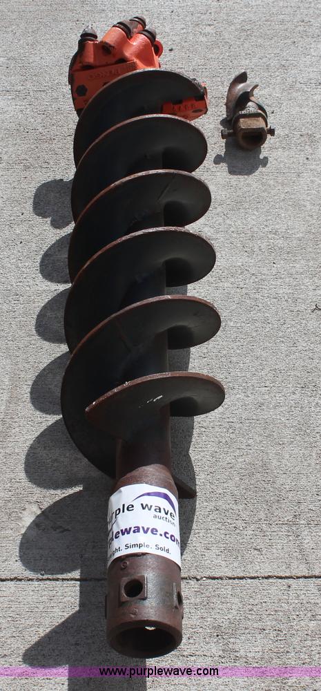 image for item E2853 Bobcat 15C 9" auger