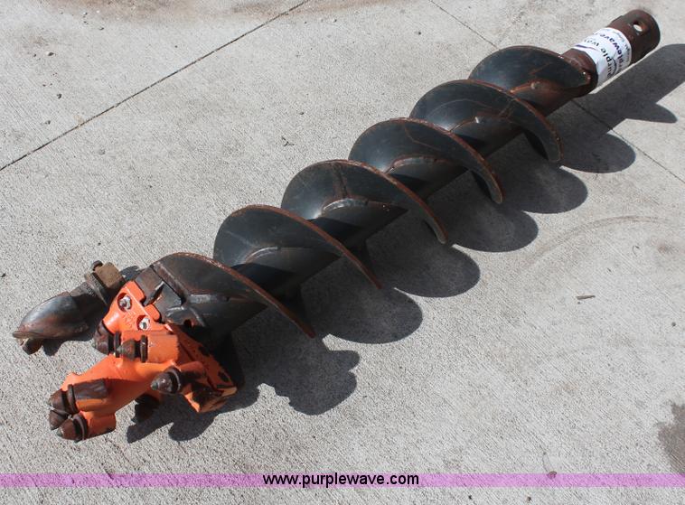 image for item E2853 Bobcat 15C 9" auger