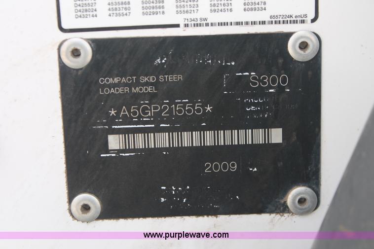 image for item E2860 2009 Bobcat S300 skid steer