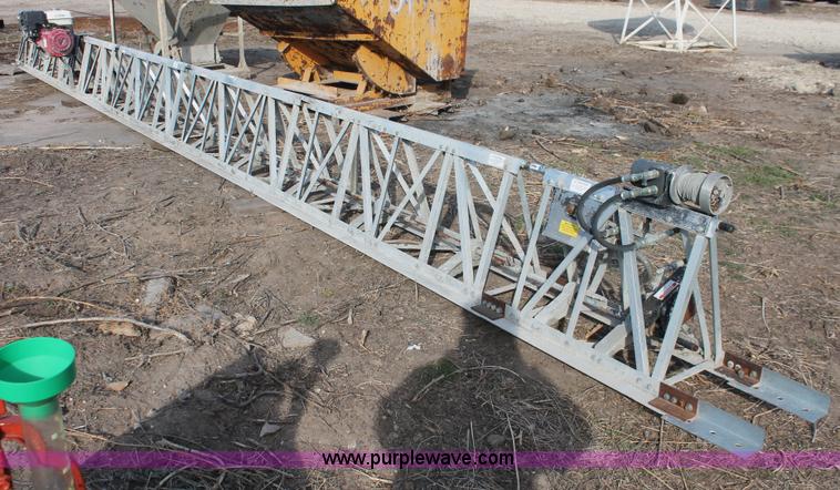 image for item E2866 Morrison 30' super screed