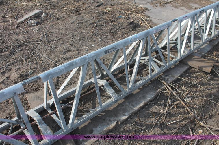 image for item E2866 Morrison 30' super screed