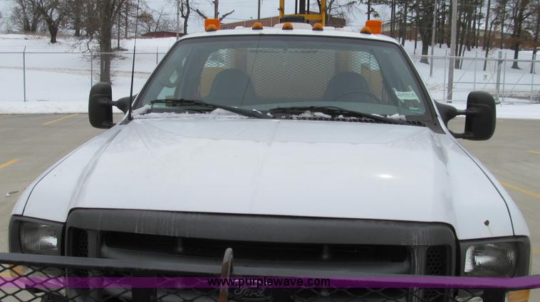 image for item E3788 Foremost Mobile Core drill mounted on 2002 Ford F550 Super Duty truck